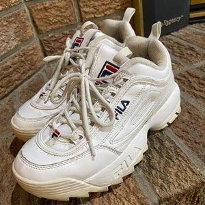 White Fila disruptor II size 6.5